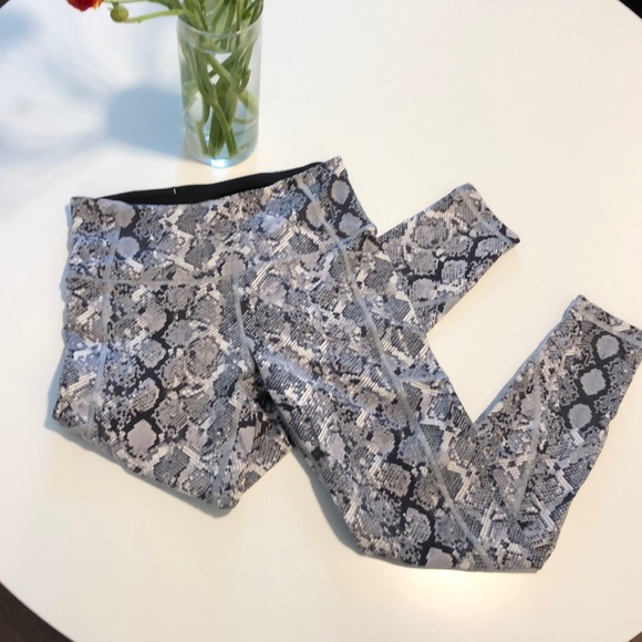 Victoria's Secret Pants - VS python leggings